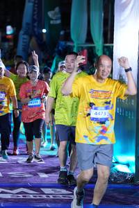 BIB: 4542, 4475
                            <button type="button" onclick="openModal(26224199)" class="btn btn-primary btn-sm float-right btn-popup" data-toggle="modal" data-target=".modal-high-quality">
                        <i class="fas fa-shopping-cart"></i> Add to Cart
                    </button>
                                            <button type="button" onclick="isThisMe(26224199, true)" class="btn btn-success btn-sm float-right btn-popup btn-isme hidden" data-toggle="tooltip" data-placement="bottom" title="นี่คือรูปของคุณใช่ไหม คลิกที่นี่เพื่อเอาเข้าอัลบั้ม">
                        <i class="fas fa-plus"></i> Add to album
                    </button>
                    <button type="button" onclick="isThisMe(26224199, false)" class="btn btn-warning btn-sm float-right btn-popup btn-isnotme hidden">
                        <i class="fas fa-ban"></i> Remove from album
                    </button>